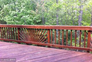 6724 Jenny Leigh Ct, Centreville VA  20121-2560 exterior