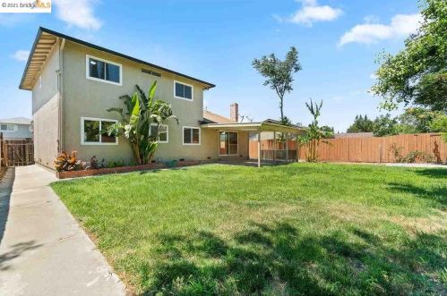 4520 Tokay Dr, Oakley CA  94561-2126 exterior