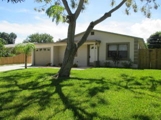 2581 King Richard Rd, Melbourne, FL 32935-2932