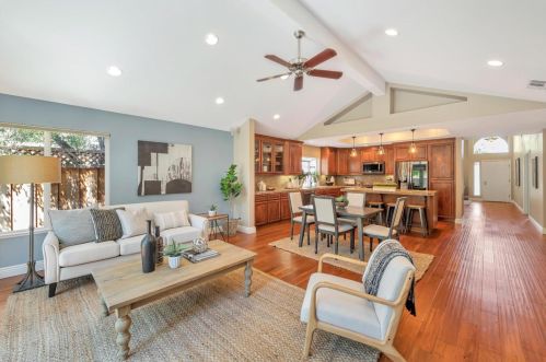 642 Colleen Dr, San Jose CA 95123-4509 exterior