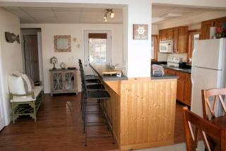 1 Aft Ct, Saratoga Springs, NY 12866-7410