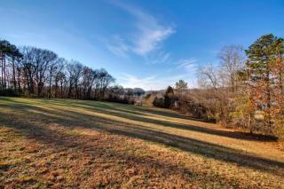 902 Lakewood Rd, Kingston, TN 37763-2219