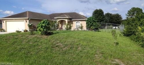 1004 Tena Ave, Lehigh Acres, FL 33971-5227