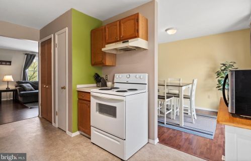 9 Conley Ln, Etters PA  17319-9015 exterior