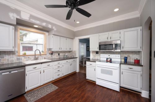 327 Willow St, Marion OH  43302-4043 exterior