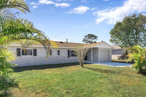 8134 Powell Dr, Orlando, FL 32822-7567
