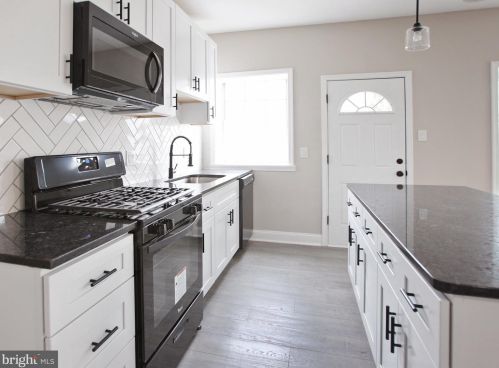 922 Grn St, Norristown PA 19401-3914 exterior