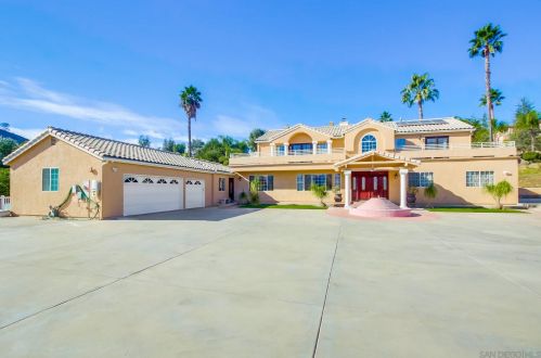 1455 Fuerte Heights Ln, El Cajon, CA 92019-3774