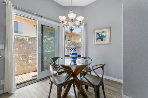 1155 Pacific Beach Dr, San Diego CA  92109-5149 exterior