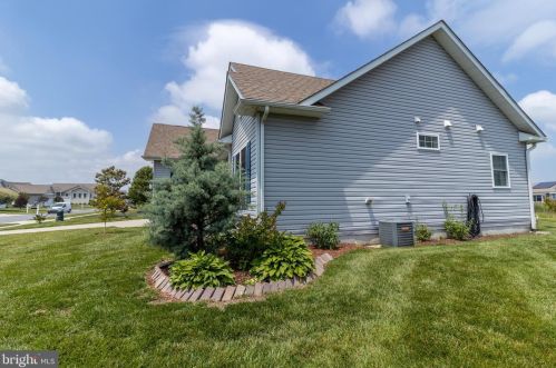 29583 Fieldstone Dr, Milton DE  19968-3900 exterior