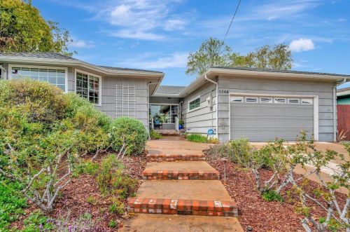 5346 Falls View Dr, San Diego, CA 92115-1423