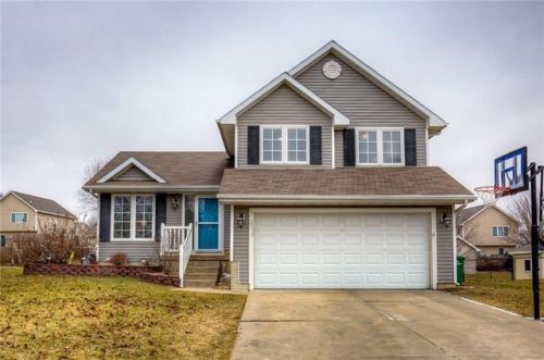2937 Meadow Ridge Dr, Ankeny, IA 50023-9470