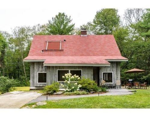 8 Green Ln, Sherborn, MA 01770-1311