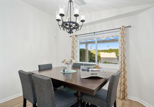 51915 Avenida Alvarado, La Quinta CA  92253-3190 exterior