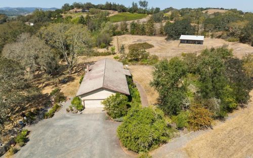 6363 Starr Rd, Windsor, CA 95492-9653