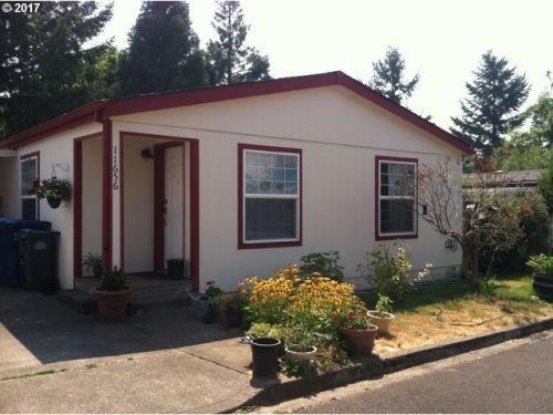 11656 Falcon Ct, Aurora OR  97002-9632 exterior