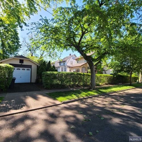 54 Hackensack Ave, Ridgefield Park NJ  07660-1328 exterior