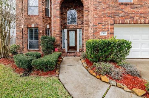 2304 Megellan Point Ln, Pearland, TX 77584-6701