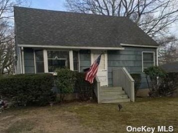 139 Madison St, Manor Park, NY 11950-4604