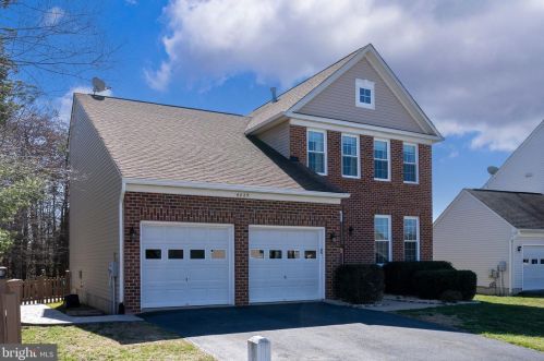 6029 Hot Spring Ln, Fredericksburg VA  22407-3708 exterior