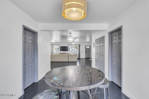 1901 22nd St, Phoenix AZ  85006-2446 exterior