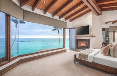 5305 Carlsbad Blvd, Carlsbad CA 92008-4416 exterior