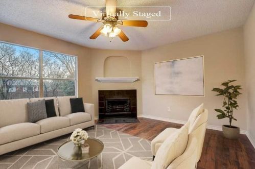 1009 Lakeview Ct, Oak Point, TX 75068-5477