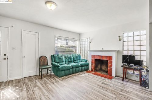 164 Poplar Ave, Hayward, CA 94541-3805