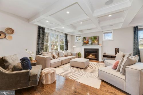 7413 Bethune St, Falls Church VA  22043-1316 exterior