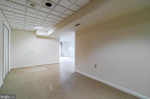 1144 Oxford Cir, Lansdale PA 19446-6652 exterior