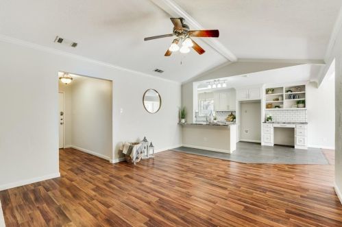 2012 Paisley St, Denton TX  76209-4755 exterior