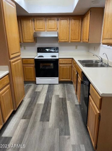 26618 Lakewood Dr, Chandler, AZ 85248-7261