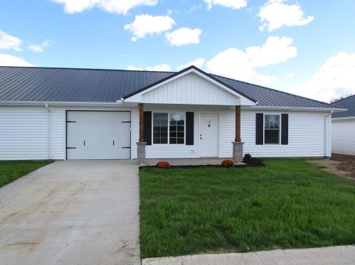 1619 Wright St, Bellefontaine, OH 43311-1559