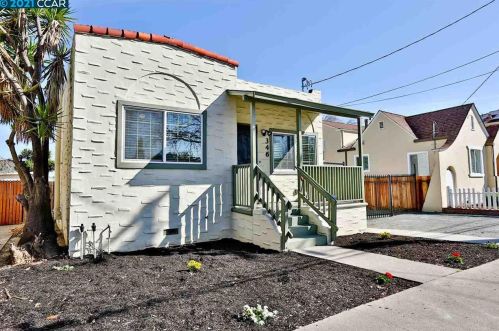 346 11th St, West Pittsburg, CA 94565-2422