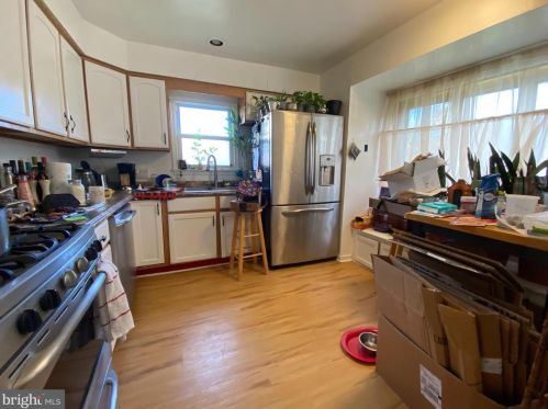 1501 Cinnaminson Ave, Riverton, NJ 08077-2108