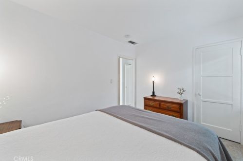4425 Walnut Ave, Long Beach CA  90807-2524 exterior