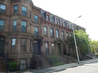 17 Capitol Ave, Hartford CT  06106-1707 exterior