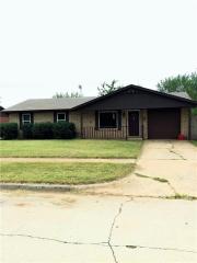 418 Linden Dr, Mustang OK  73064-3320 exterior