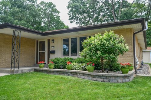 5151 19th St, Milwaukee, WI 53209-5777