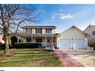18 Cherry St, Aura, NJ 08028-2814