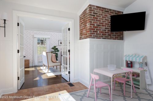 162 Borden Rd, Middletown NJ  07748-3050 exterior