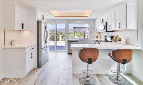 29267 Deep Shadow Dr, Calabasas CA  91301-1521 exterior