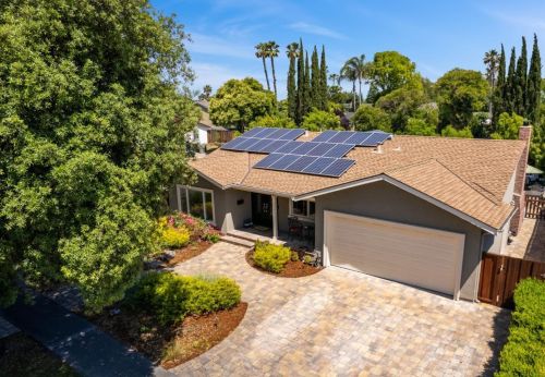 411 Arabian St, San Jose, CA 95123-4202