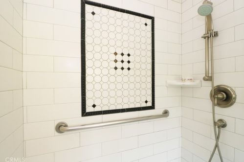 1032 Chestnut Ave, Orange CA 92867-3832 exterior