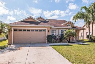 11831 Shrewsbury Ln, Parrish, FL 34219-7509