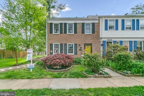 5539 Kendrick Ln, Springfield, VA 22015-1941