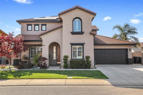5207 Stable Way, Riverbank, CA 95367-9418