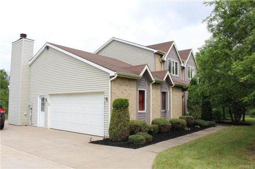 1050 Blossom Rd, Elma, NY 14059-9665