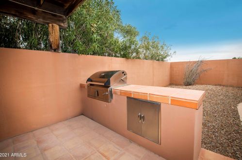 15603 Thistle Dr, Scottsdale AZ 85268-4348 exterior