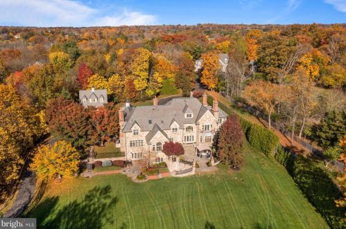 1343 Fording Brook Rd, Prospectville, PA 19002-1336